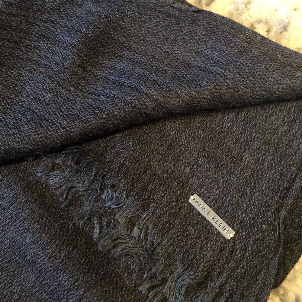 Anne Klein Scarf - Picture 2 of 4